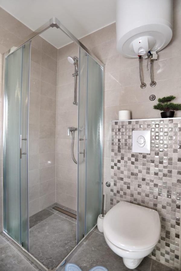 Kaštela Studio Apartman Mihaella מראה חיצוני תמונה