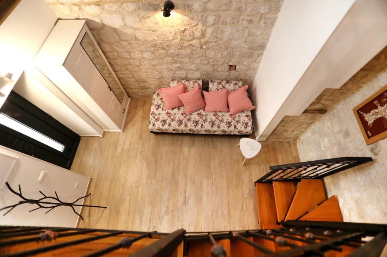 Kaštela Studio Apartman Mihaella מראה חיצוני תמונה